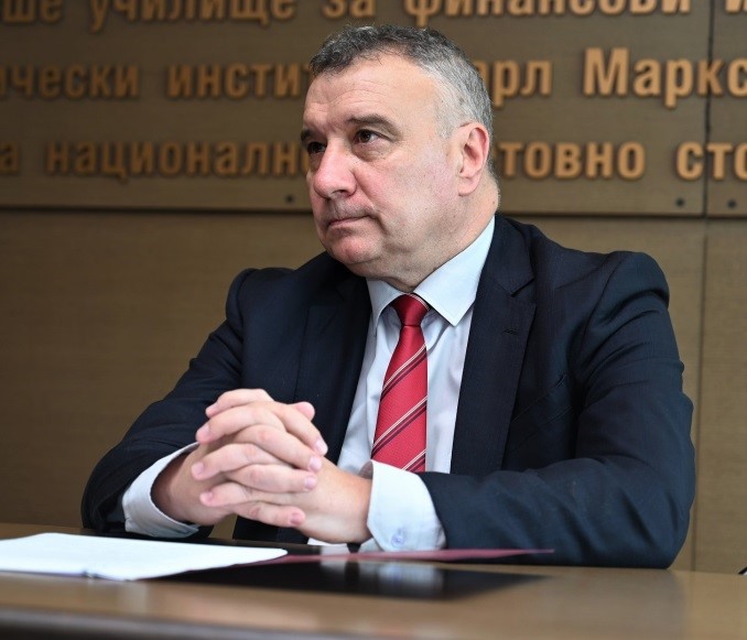 УНСС :: ПроКредит Банк България дари на университета станции за ...